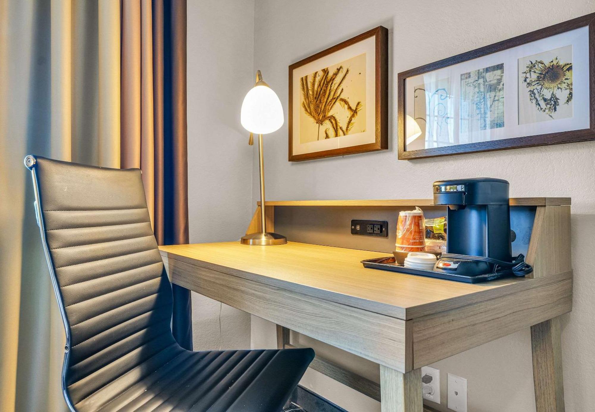 Country Inn & Suites By Radisson, Decatur, Il Luaran gambar